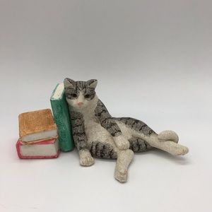 Purrfect Pet "Educated Eccentric"